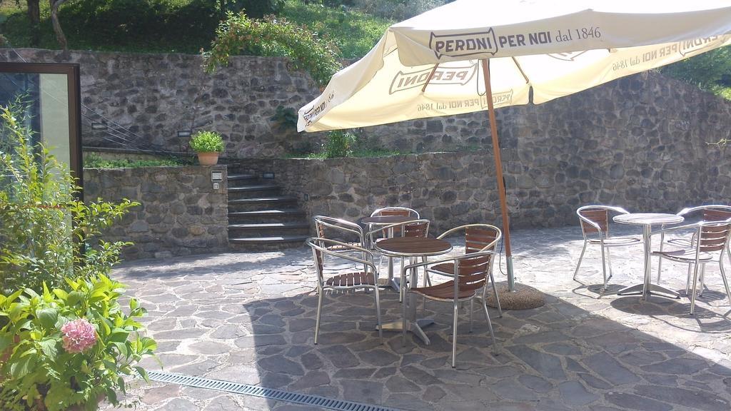 Hotel Ristorante El Caracol Mulazzo Exterior foto